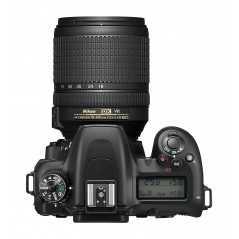 Appareil photo Nikon D7500 + AF-S DX NIKKOR 18-140 VR - 4K Ultra HD, Écran tactile, Noir