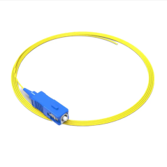 Cable Optique Pigtail Monomode Simplex SC APC 0.9mm PVC