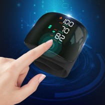 Tensiomètre poignet à domicile Rechargeable