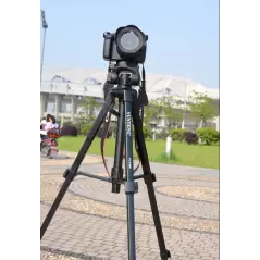 Trépied Yunteng VCT-668 Pro avec tête d'amortissement