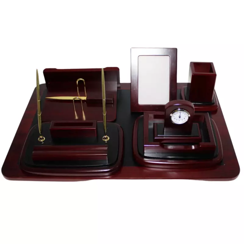 Ensemble de bureau multifonctions composé de nombreuses pièces