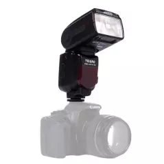 Flash Speedlite Universel Triopo TR-950 pour Appareil Photo Fujifilm Olympus Nikon Canon 650D 550D 450D 1100D 60D 7D 5D