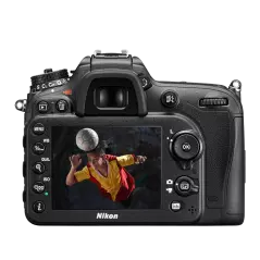 Appareil photo Nikon D7200 + Objectif VR 18-140mm