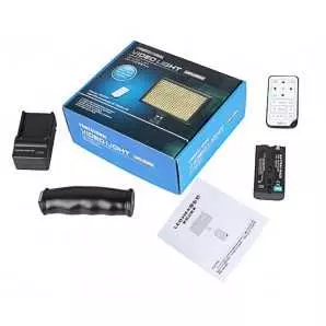 Lampe Caméra vidéo LED-336A 3600mAh et chargeur U006 Changer la couleur